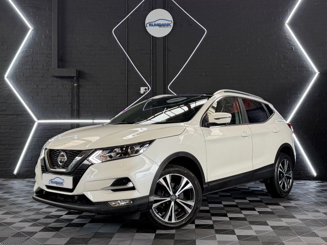 View our Nissan Qashqai 1.5 dCi N-Connecta SUV 5dr Diesel Manual Euro 6 (s/s) (110 ps)