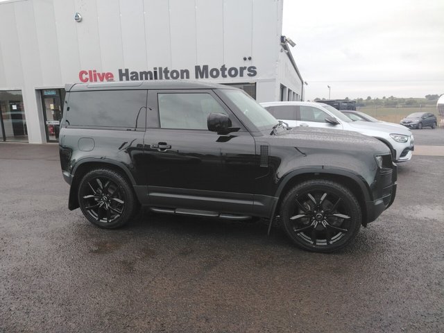 View our LAND ROVER DEFENDER 110