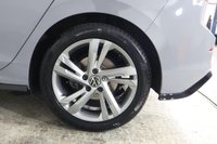 USED 2024 73 VOLKSWAGEN GOLF 1.5 eTSI MHEV R-Line DSG Euro 6 (s/s) 5dr Parking Sensor, Drive Assist,
