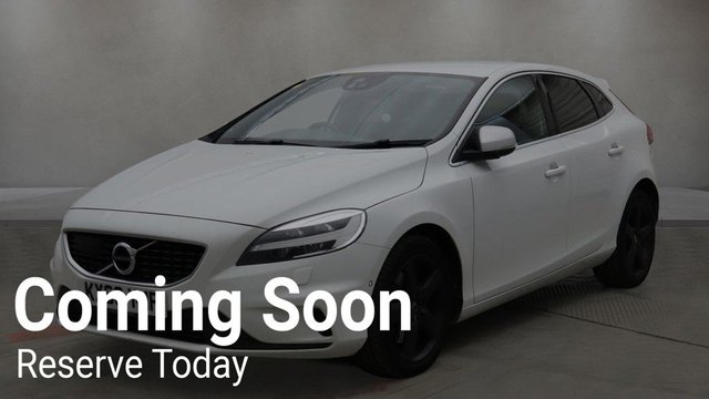 View our VOLVO V40