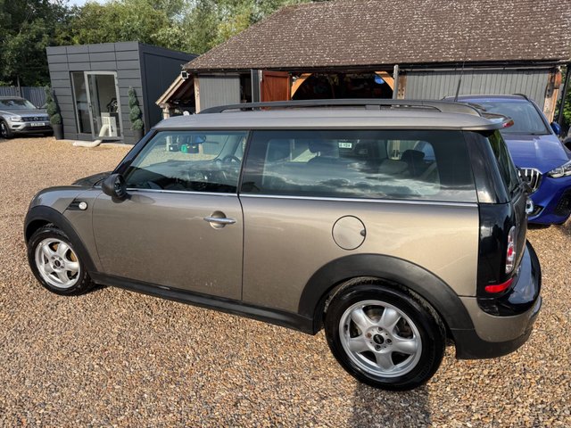 View our MINI CLUBMAN