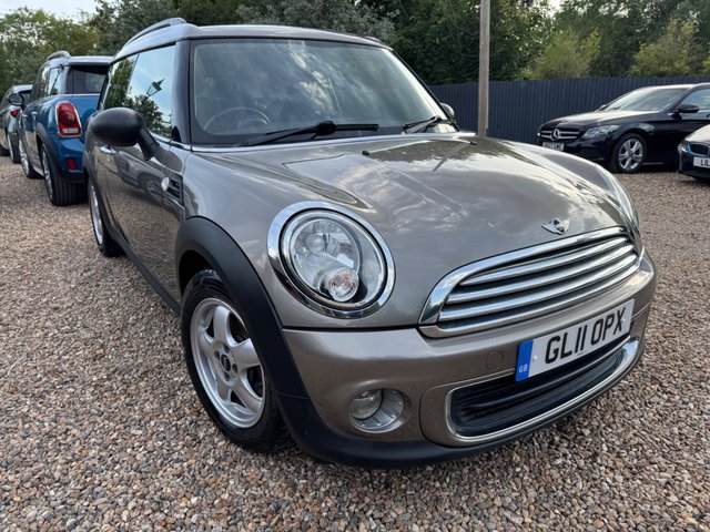 View our MINI CLUBMAN