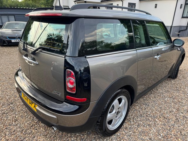 View our MINI CLUBMAN