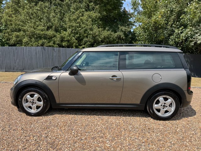 View our MINI CLUBMAN