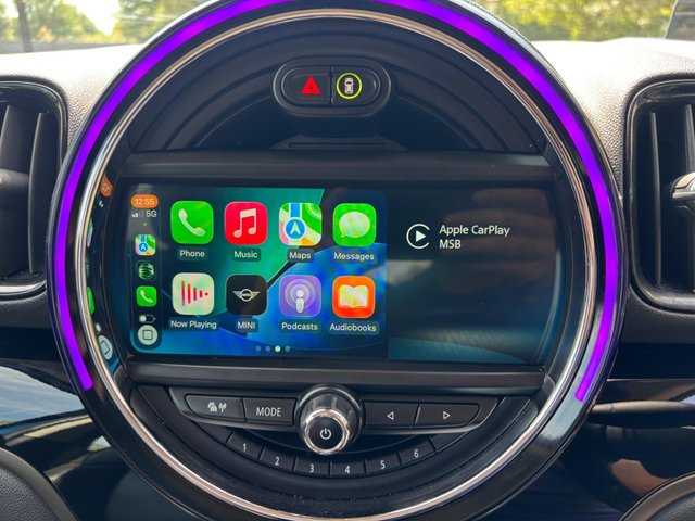 View our MINI COUNTRYMAN