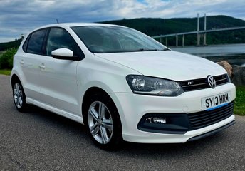 2013 VOLKSWAGEN POLO
