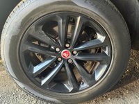 USED 2017 67 JAGUAR F-PACE 2.0 D180 R-Sport Auto AWD Euro 6 (s/s) 5dr Full Service History 12 Mot