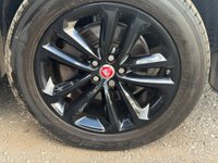 USED 2017 67 JAGUAR F-PACE 2.0 D180 R-Sport Auto AWD Euro 6 (s/s) 5dr Full Service History 12 Mot