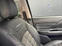 USED 2021 21 MITSUBISHI L200 2.2 DI-D DC Barbarian X Pickup Double Cab 4dr Diesel Auto 4WD Euro 6 (s/s) (150 ps) GLOSS BLACK STYLING PACK, 360 CAM