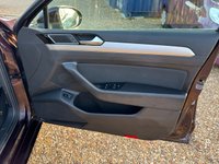 USED 2016 65 VOLKSWAGEN PASSAT 2.0 TDI BlueMotion Tech SE Business Estate 5dr Diesel DSG Euro 6 (s/s) (150 ps) ABS AND AIR CON