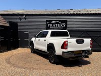 USED 2021 71 TOYOTA HILUX 2.8 D-4D Invincible X Pickup Double Cab 4dr Diesel Auto 4WD Euro 6 (s/s) (204 ps) Px Welcome Finance Available