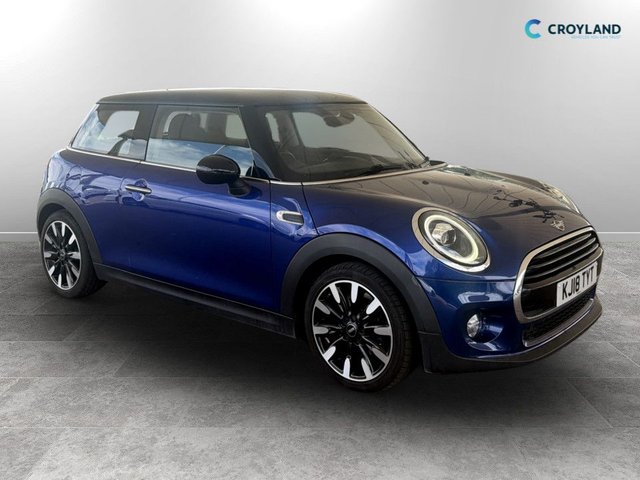 View our MINI Hatch 1.5 Cooper Hatchback 3dr Petrol Manual Euro 6 (s/s) (136 ps)
