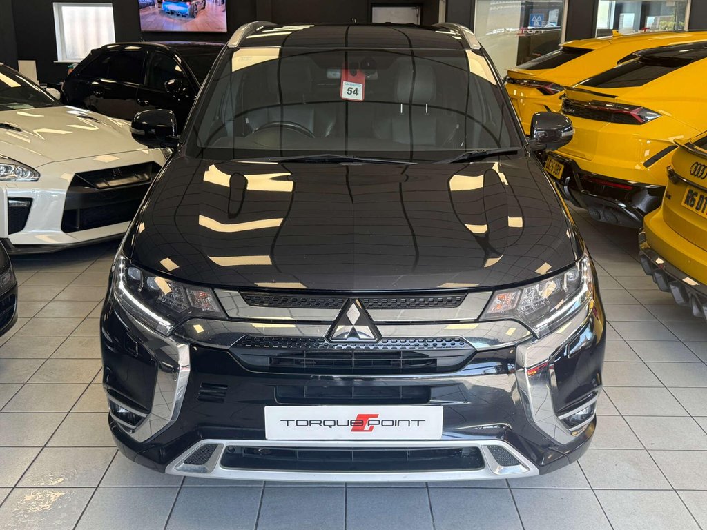 USED 2018 68 MITSUBISHI OUTLANDER 2.4 Outlander 4h PHEV CVT 4WD 5dr SH + 360 CAM + CARPLAY