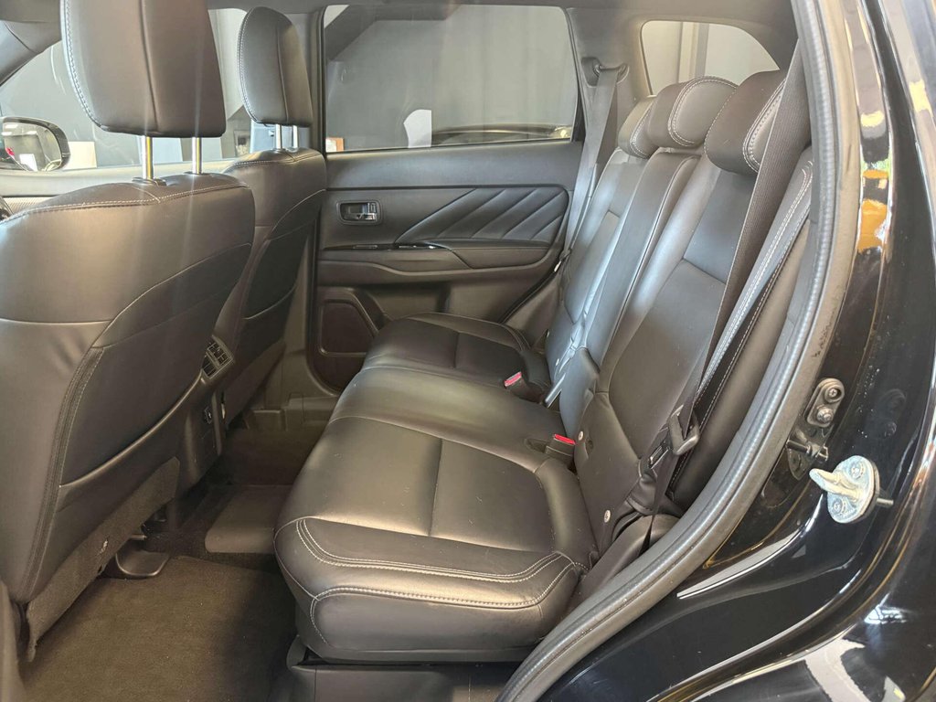 USED 2018 68 MITSUBISHI OUTLANDER 2.4 Outlander 4h PHEV CVT 4WD 5dr SH + 360 CAM + CARPLAY