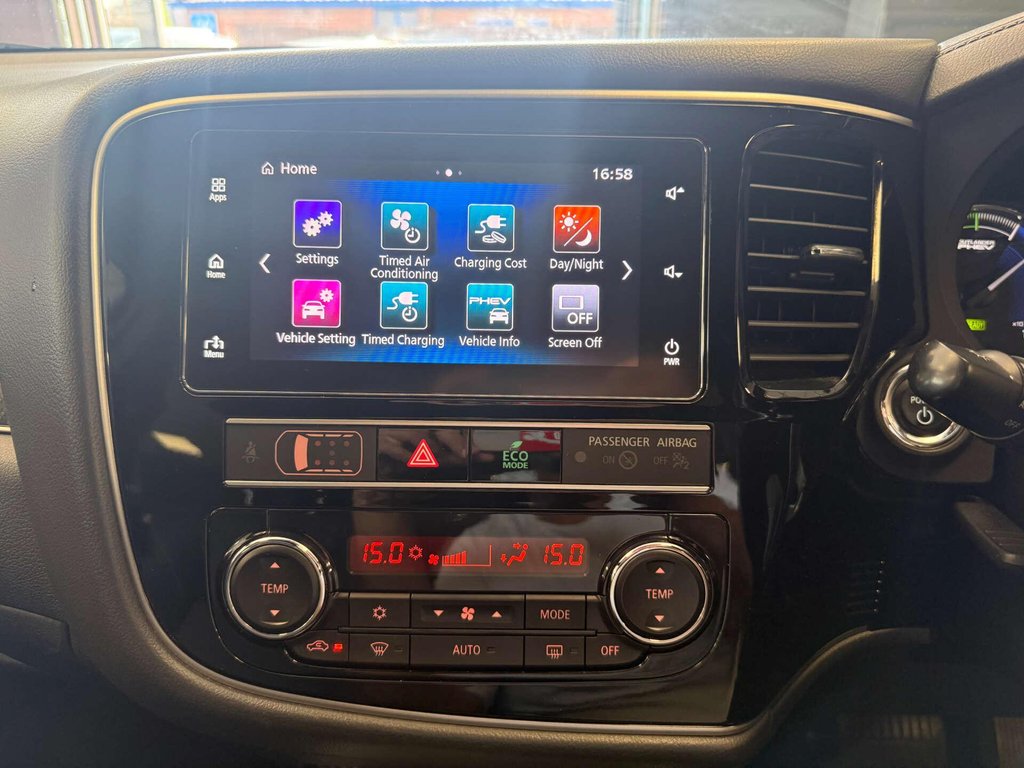 USED 2018 68 MITSUBISHI OUTLANDER 2.4 Outlander 4h PHEV CVT 4WD 5dr SH + 360 CAM + CARPLAY