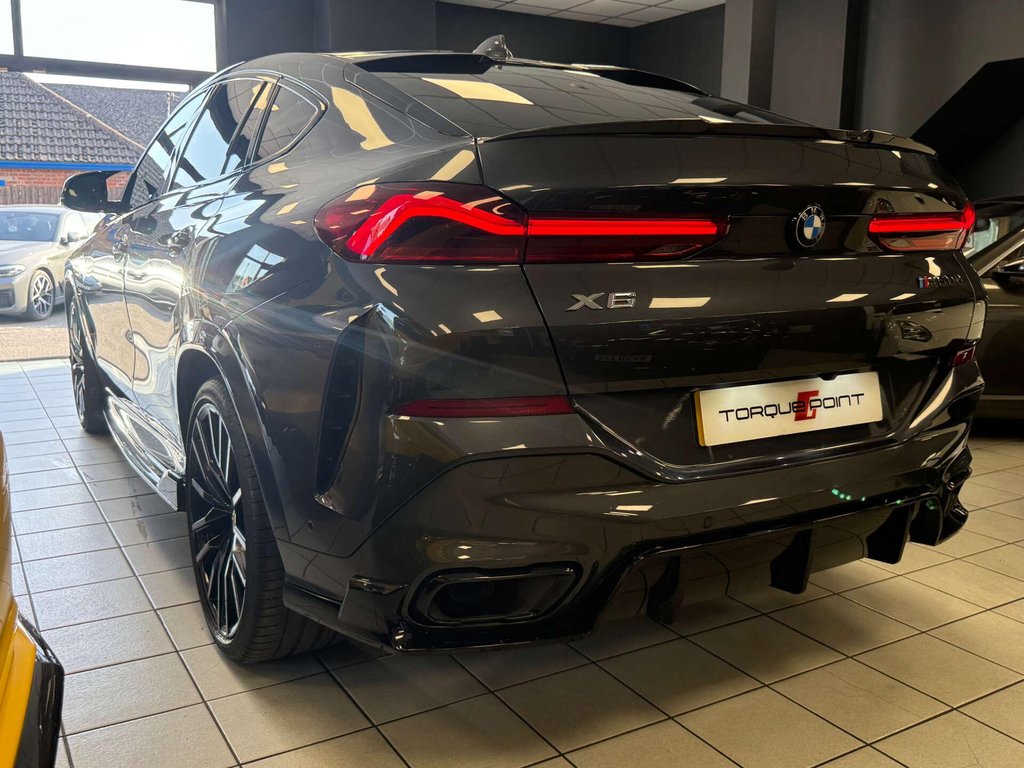 USED 2022 22 BMW X6 3.0 X6 xDrive 30d M Sport MHEV Auto 4WD 5dr FSH + M PERF KIT + REVERSE CAM