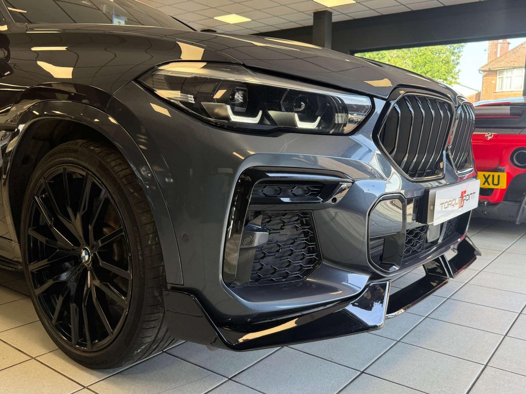 USED 2022 22 BMW X6 3.0 X6 xDrive 30d M Sport MHEV Auto 4WD 5dr FSH + M PERF KIT + REVERSE CAM