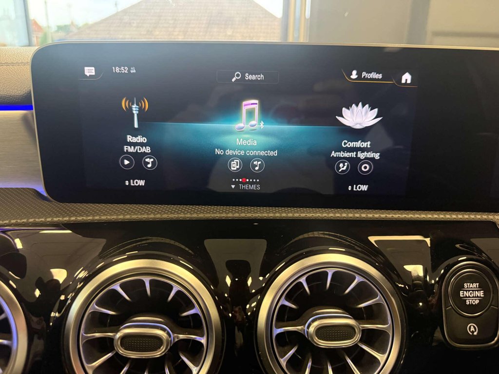 USED 2019 69 MERCEDES-BENZ A-CLASS 2.0 AMG A 35 4Matic Premium Auto 4WD 5dr FSH + AERO KIT + REVERSE CAM