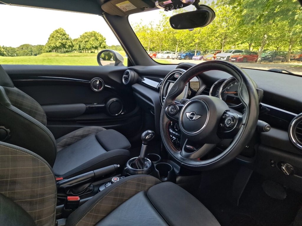 USED 2017 17 MINI CONVERTIBLE 2.0 Cooper S Convertible 2dr Petrol Auto Euro 6 (s/s) (192 ps) FINANCE AVAILABLE