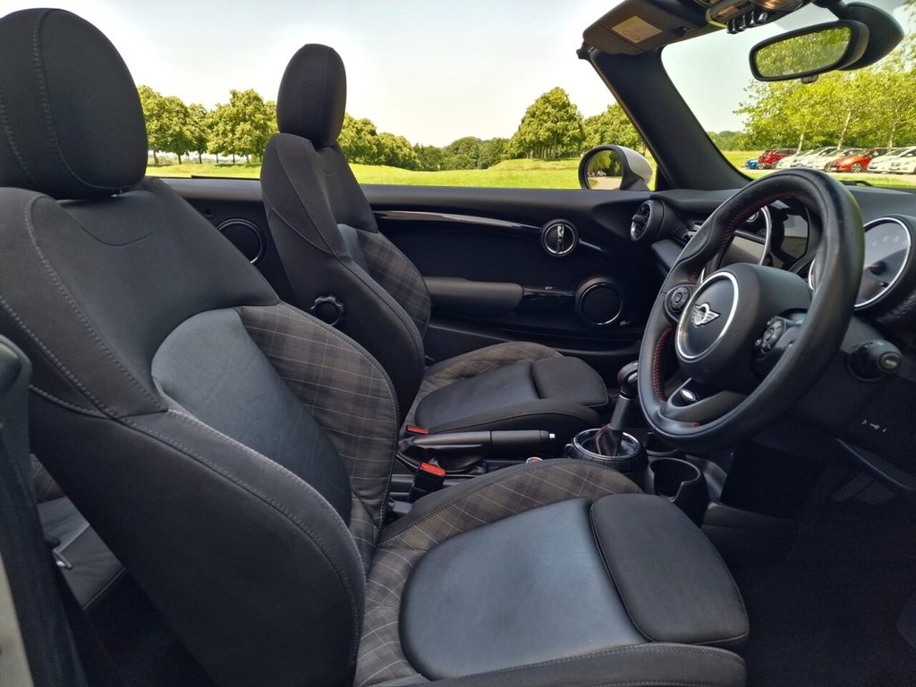 USED 2017 17 MINI CONVERTIBLE 2.0 Cooper S Convertible 2dr Petrol Auto Euro 6 (s/s) (192 ps) FINANCE AVAILABLE