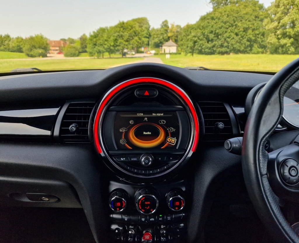 USED 2017 17 MINI CONVERTIBLE 2.0 Cooper S Convertible 2dr Petrol Auto Euro 6 (s/s) (192 ps) FINANCE AVAILABLE