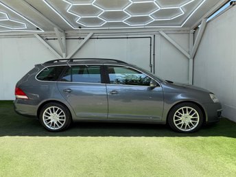 View our VOLKSWAGEN GOLF