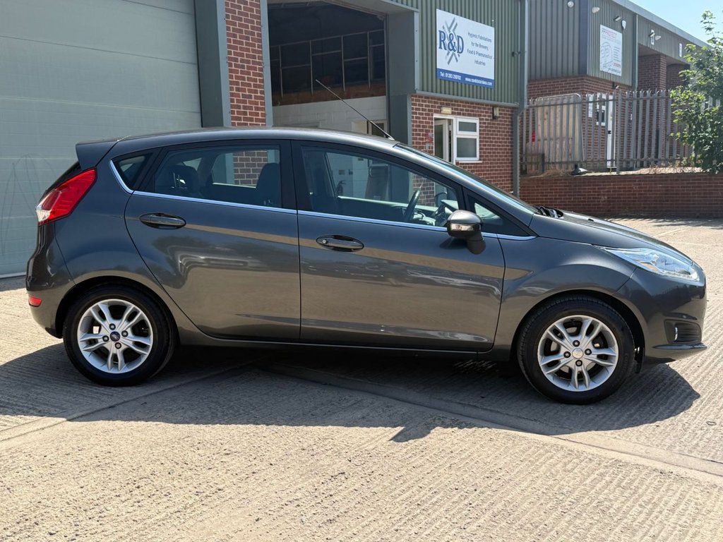 USED 2016 16 FORD FIESTA 1.0T EcoBoost Zetec Hatchback 5dr Petrol Manual Euro 6 (s/s) (100 ps) SERVICE HISTORY, FINANCE AVAILABLE