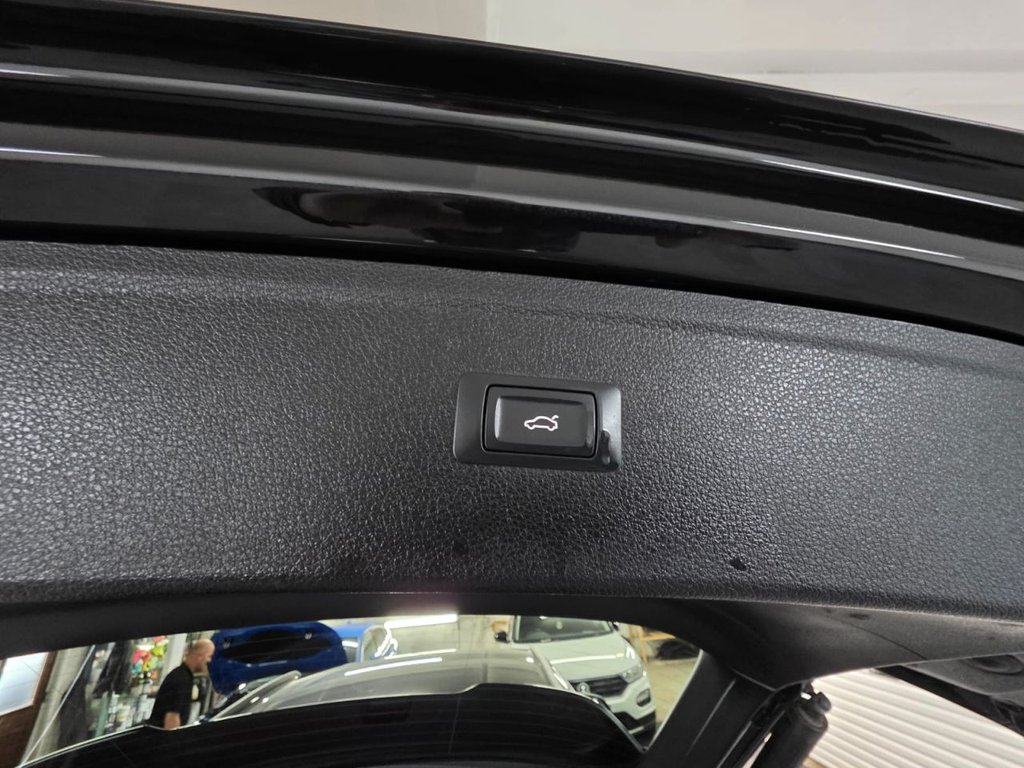 USED 2023 72 AUDI Q5 2.0 TDI 40 S line SUV 5dr Diesel S Tronic quattro Euro 6 (s/s) (204 ps) 