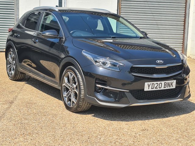 View our KIA XCEED