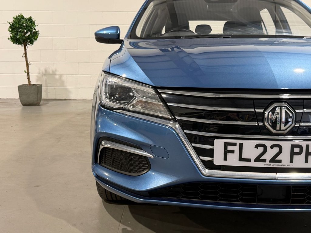 USED 2022 22 MG MG5 61.1kWh Exclusive Long Range Estate 5dr Electric Auto (156 ps) 