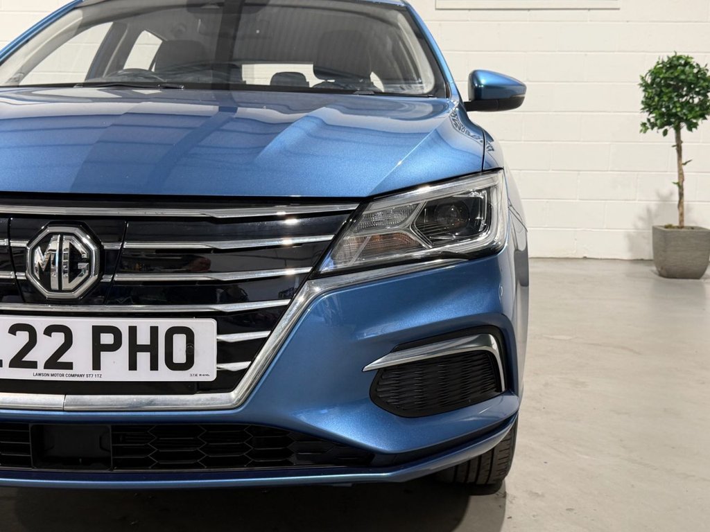 USED 2022 22 MG MG5 61.1kWh Exclusive Long Range Estate 5dr Electric Auto (156 ps) 