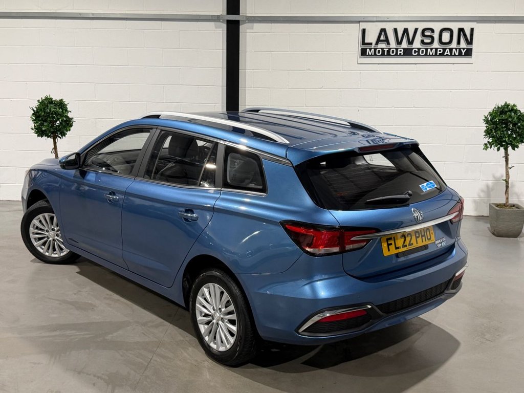 USED 2022 22 MG MG5 61.1kWh Exclusive Long Range Estate 5dr Electric Auto (156 ps) 