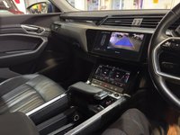 USED 2020 70 AUDI E-TRON 50 Technik SUV 5dr Electric Auto quattro 71.2kWh (313 ps) 