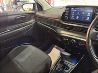 USED 2023 23 HYUNDAI BAYON 1.0 T-GDi MHEV SE Connect SUV 5dr Petrol Hybrid DCT Euro 6 (s/s) (100 ps) 