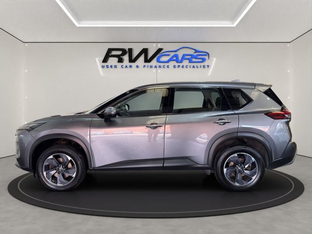 View our NISSAN X-TRAIL