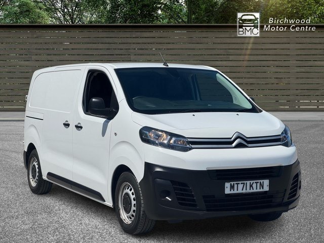 View our Citroen Dispatch 1.5 BlueHDi 1000 Enterprise Pro M Panel Van 6dr Diesel Manual FWD 2 Euro 6 (s/s) (100 ps)