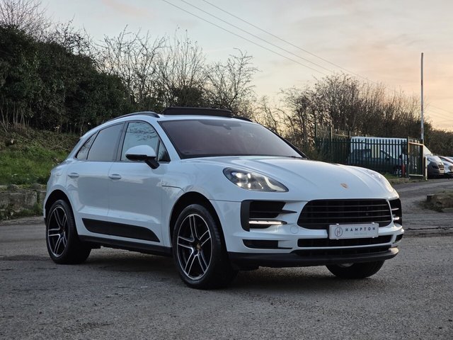 View our Porsche Macan range