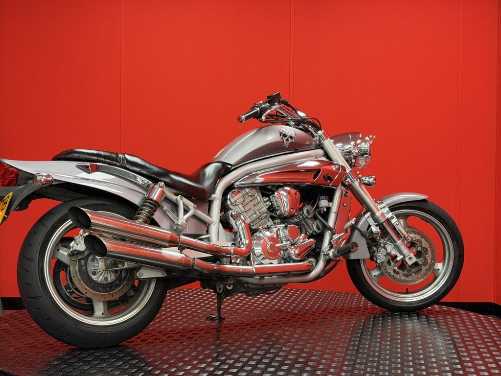 USED 2008 08 HYOSUNG GV650 TRADE BIKES AT TRADE PRICES LOW MILEAGE