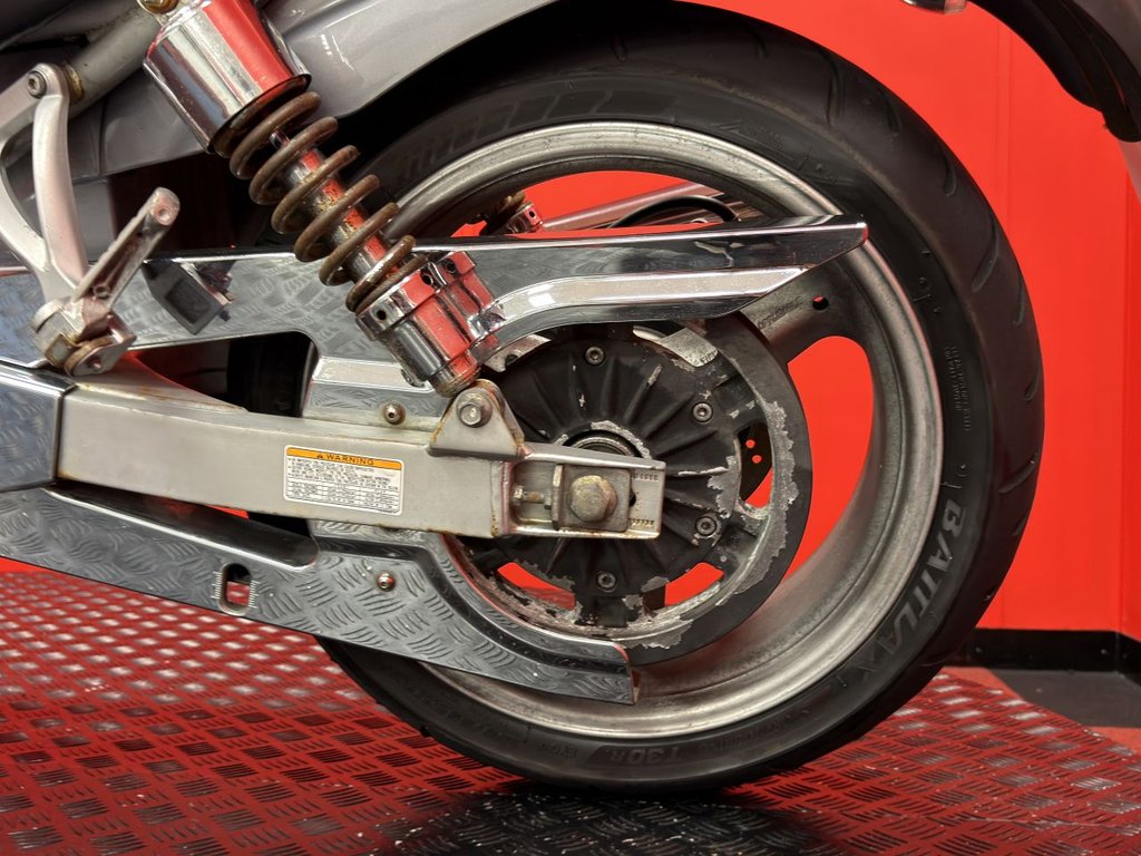 USED 2008 08 HYOSUNG GV650 TRADE BIKES AT TRADE PRICES LOW MILEAGE