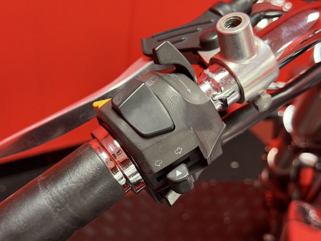 USED 2008 08 HYOSUNG GV650 TRADE BIKES AT TRADE PRICES LOW MILEAGE