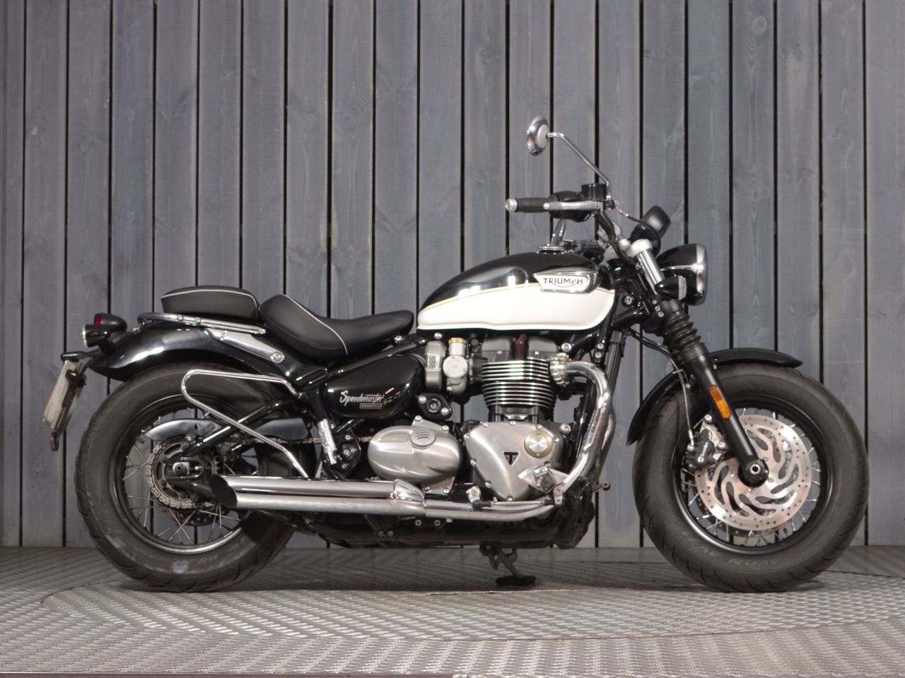 TRIUMPH SPEEDMASTER 1200