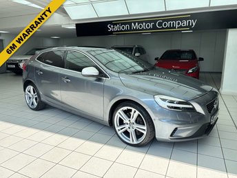 2017 VOLVO V40