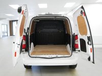 USED 2025 74 VAUXHALL COMBO 2300 1.5 TURBO D 130 BHP L1 SWB PRO EDITION  FACELIFT | SAT NAV | AIR CON | 3 X SEATS