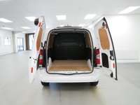 USED 2025 74 VAUXHALL COMBO 2300 1.5 TURBO D 130 BHP L1 SWB PRO EDITION  FACELIFT | SAT NAV | AIR CON | 3 X SEATS