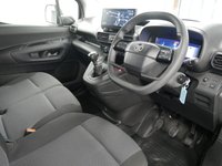 USED 2025 74 VAUXHALL COMBO 2300 1.5 TURBO D 130 BHP L1 SWB PRO EDITION  FACELIFT | SAT NAV | AIR CON | 3 X SEATS