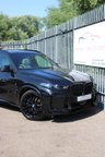 USED 2023 23 BMW X5 3.0 50e 25.7kWh M Sport SUV 5dr Petrol Plug-in Hybrid Steptronic xDrive Euro 6 (s/s) (489 ps) BIG SPEC CAR - VAT QUALIFYING - PANORAMIC ROOF - 22" WHEELS - TECH PACK PLUS - COMFORT PACK - ALCANTARA HEADLINING
