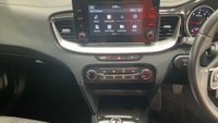 USED 2021 21 KIA XCEED 1.0 T-GDi Edition SUV 5dr Petrol Manual Euro 6 (s/s) (118 bhp)+2 KEYS+1 FORMER KEEPER+PRIVACY+FSH 5 STAMPS+PARK CONTROL+CLIMATE+HALF LEATHER SEATS+18