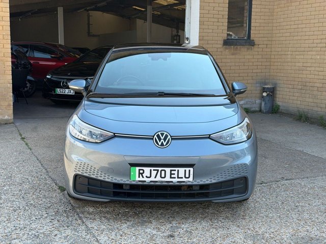 View our VOLKSWAGEN ID.3