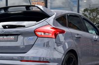 USED 2017 17 FORD FOCUS 2.3T EcoBoost RS Hatchback 5dr Petrol Manual AWD Euro 6 (s/s) (350 ps) 19" FORGED ALLOYS / LUX PACK