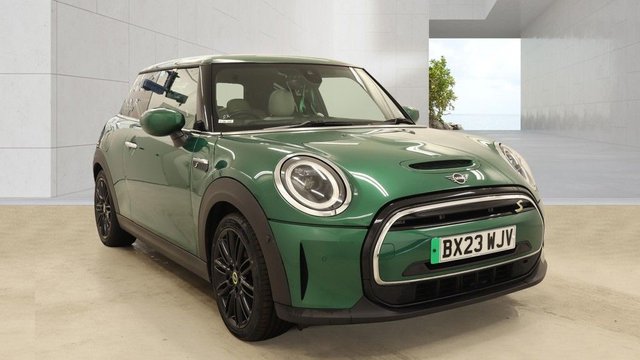 View our MINI Electric Hatch Cooper SE 32.6kWh Level 3 Hatchback 3dr Electric Auto (184 ps)